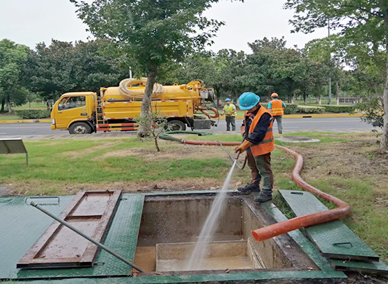 建邺化油池清理